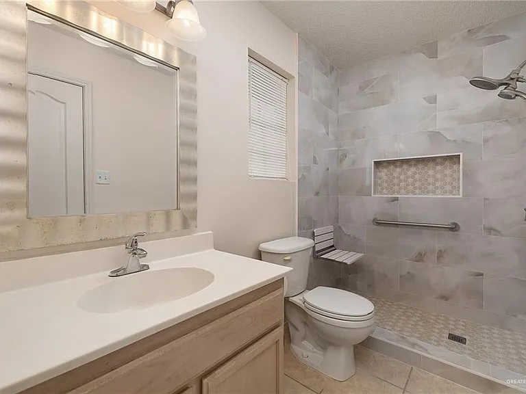 3247 Campanario Cir — Photo 9