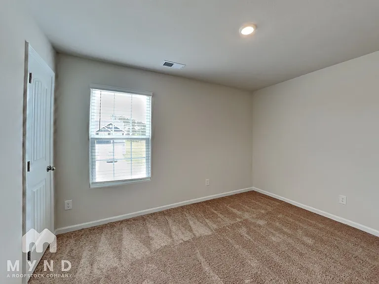 282 Royal Meadow Dr — Photo 19