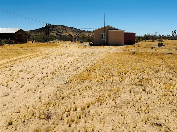 659 E Polands Way, Landers, CA 92285