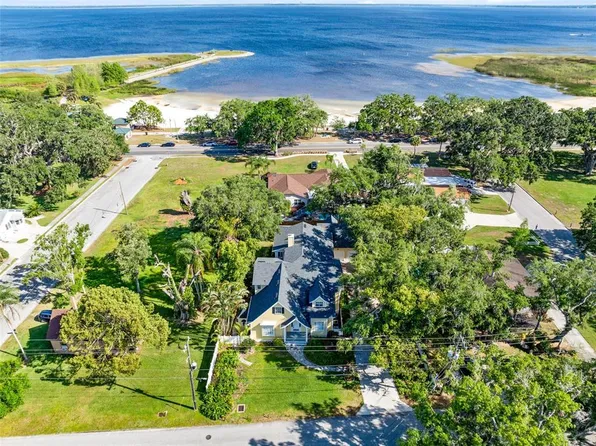 910 Cypress Ave, Saint Cloud, FL 34769