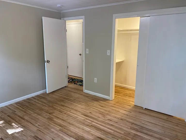 9100 Main St #4 — Photo 18