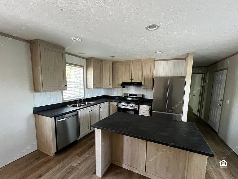 7216 Leaf Cir #123 — Photo 3