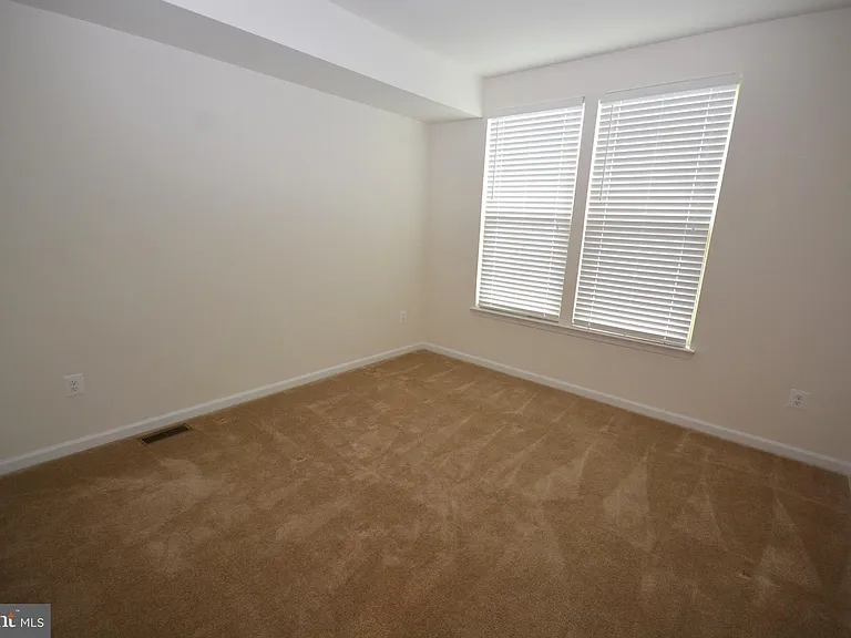 5942 Leben Dr — Photo 20