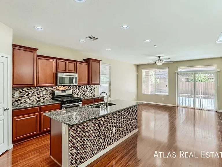 7001 Florido Rd — Photo 1