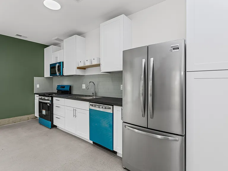 4641 15th St #1B — Photo 36