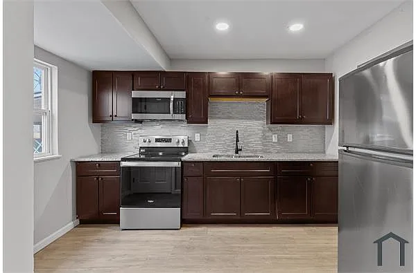 Building Photo - 2054 Kappel Dr