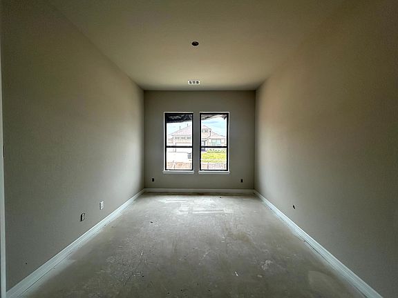 Construction progress - Study