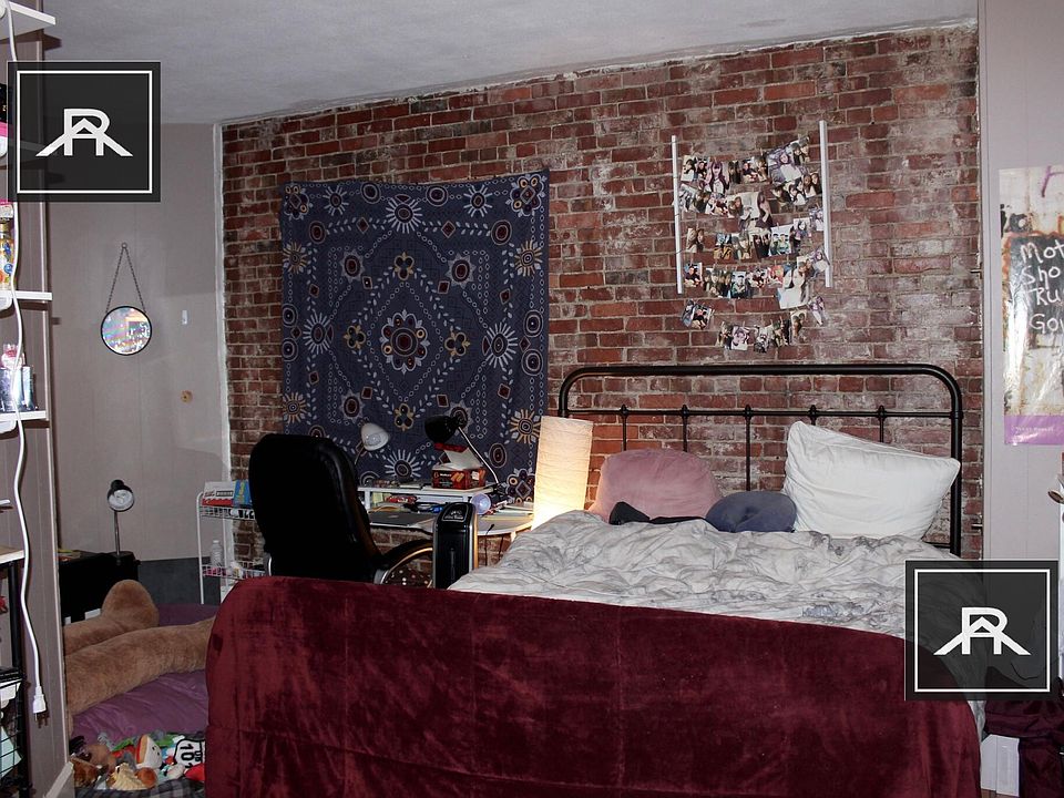 2nd image of 877 Beacon St #51