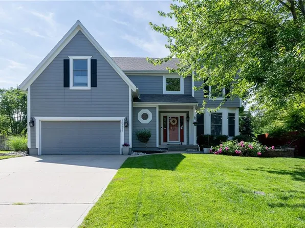 15221 W 139th Ter, Olathe, KS 66062