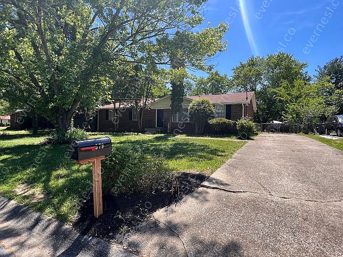 1st image of 579 Waldorf Dr
