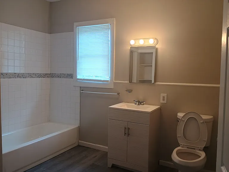 27 Ivy St — Photo 22