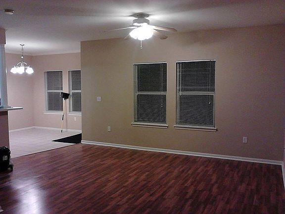 3rd image of 1311 Canyon Creek Cir