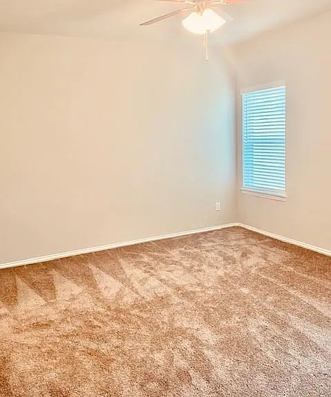 31422 Horseshoe Meadow Bnd — Photo 13