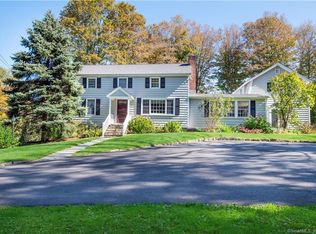 2 Haviland Rd, Ridgefield, CT 06877
