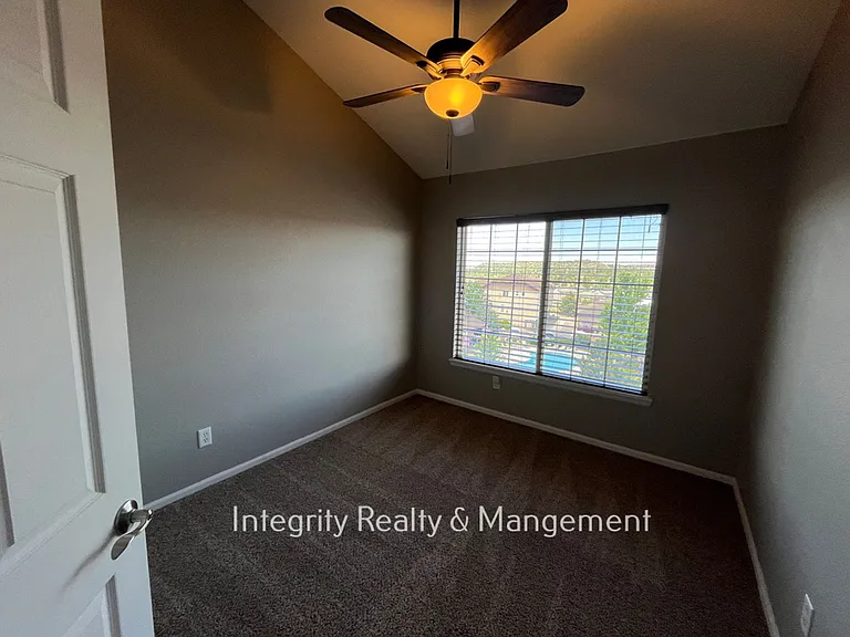 1496 Royal Troon Dr — Photo 22