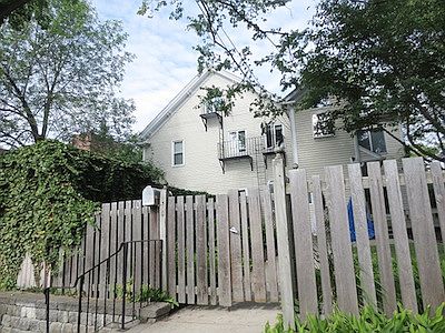 2nd image of 10 Gibson St