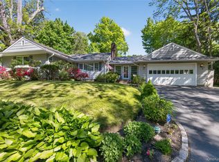 247 Buckram Road, Locust Valley, NY 11560