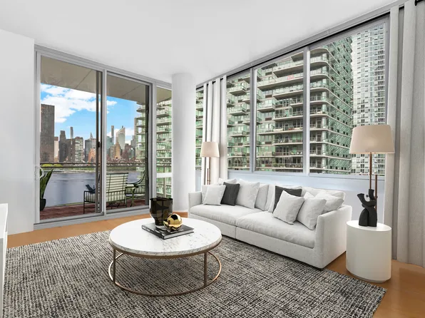 46-30 Center Boulevard image 1 of 17