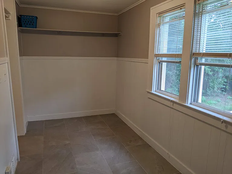 21344 Seminole St — Photo 14