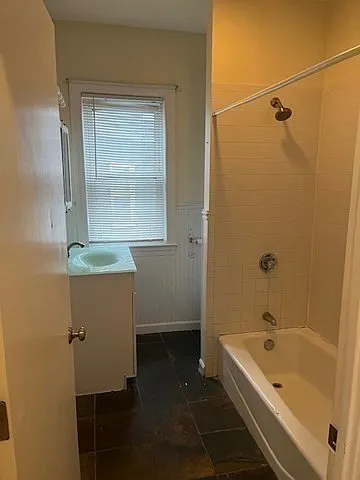 68 Kenmere Rd #1 — Photo 8