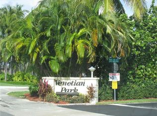 2406 NE 11th St #157, Hallandale Beach, FL 33009