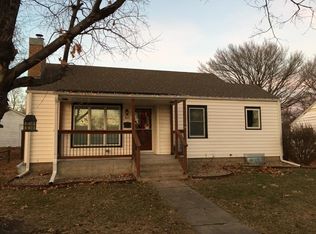 813 Blunt St, Clay Center, KS 67432