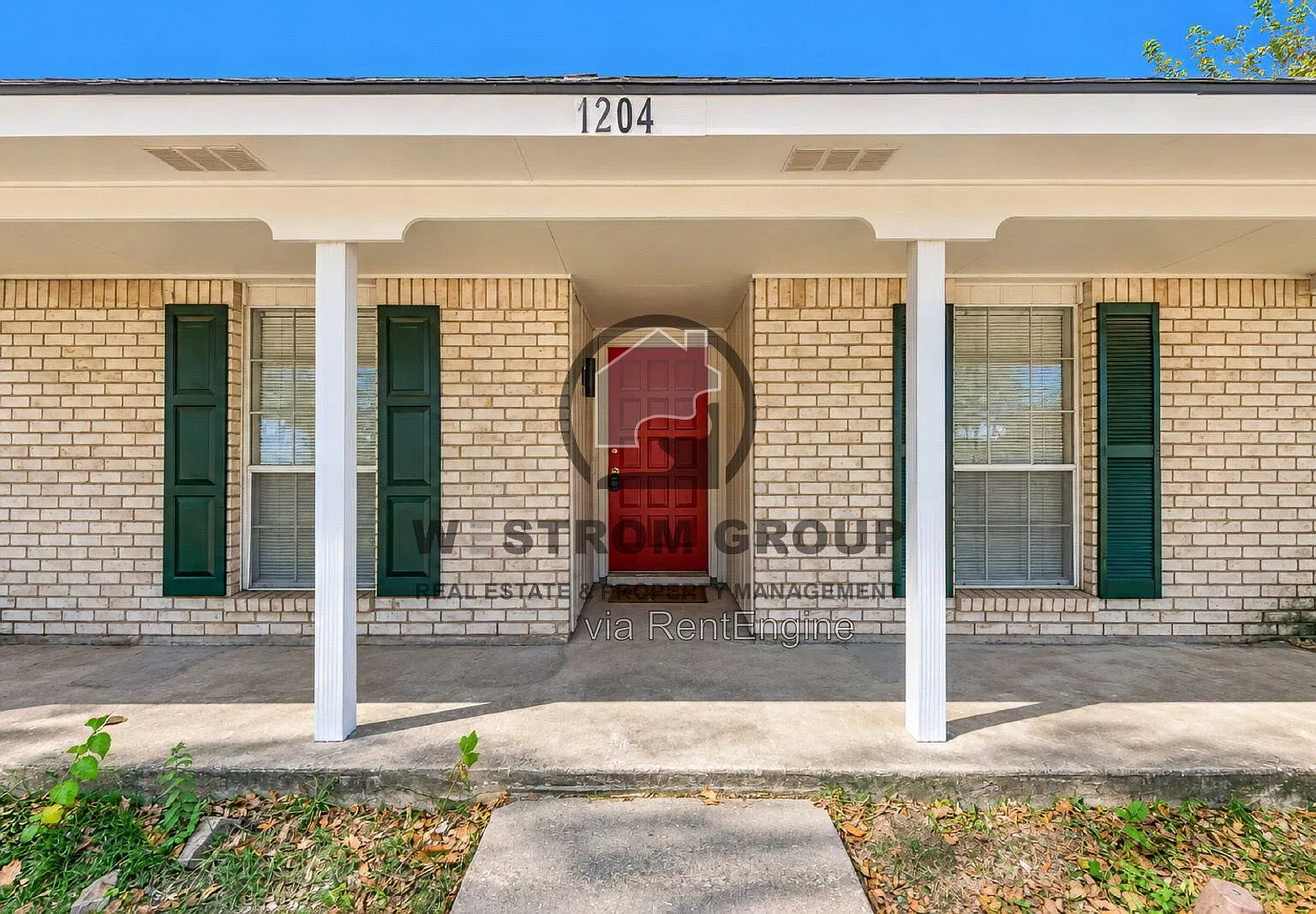 3 bed, 2.0 bath, 1601 sqft, $2,095 — Photo 4