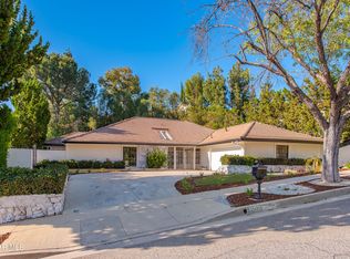 22421 Kearny St, Calabasas, CA 91302