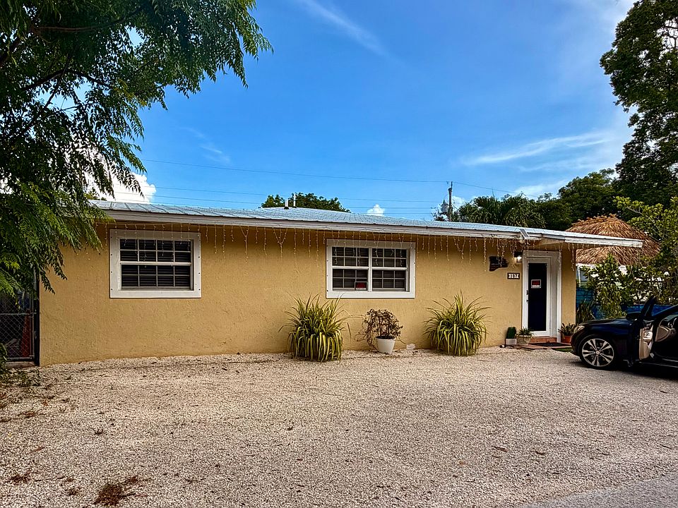 1st image of 107 Rock Harbor Dr