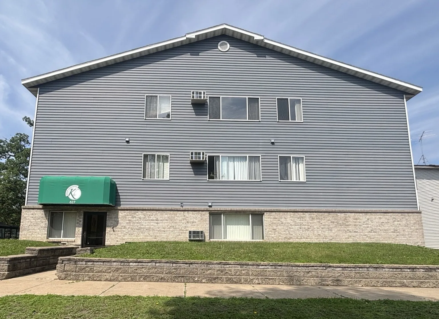 4 bed, $350 — Photo 2