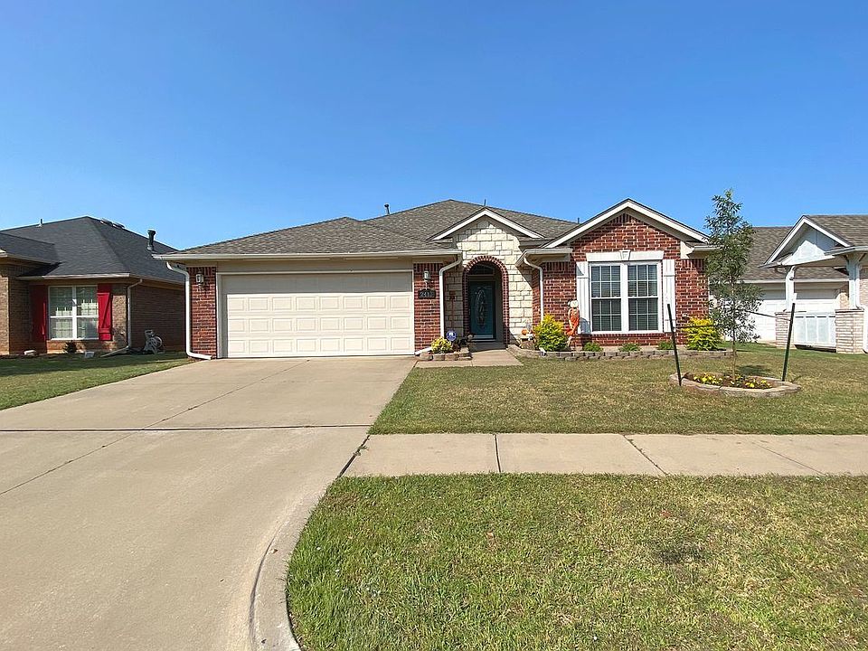1st image of 2413 NW 161st Ter