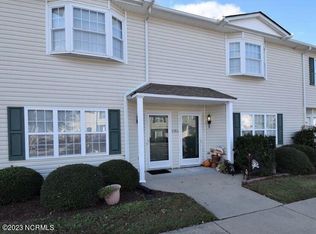 2330 Vineyard Dr APT N6, Winterville, NC 28590