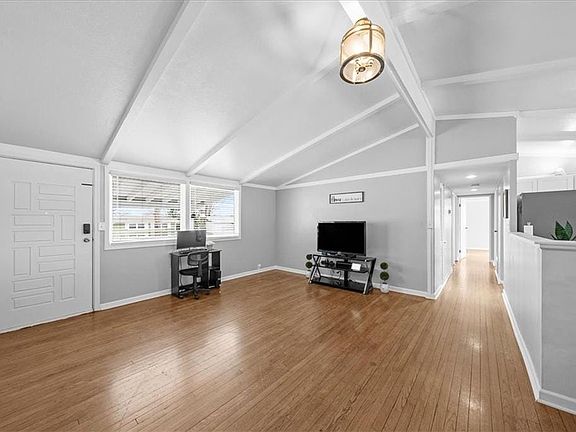 4th image of 5604 N Highland Ave