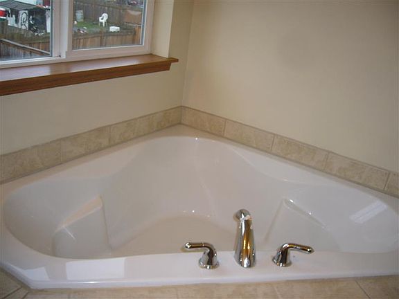 5th image of 10808 Park Ave S