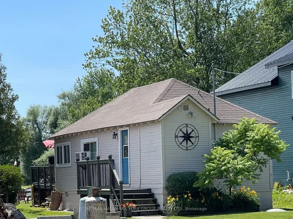 4464 Plum Point Rd, Ramara, ON L3V 0L4