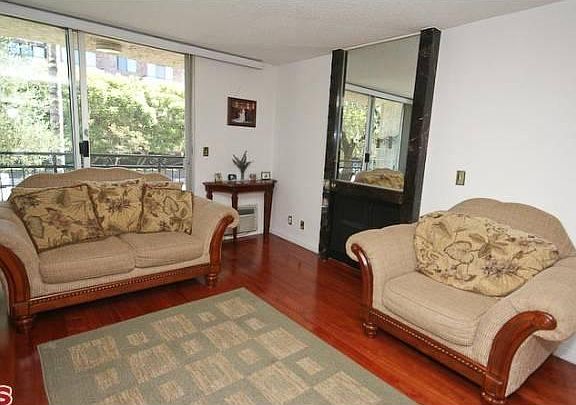 5th image of 1885 Veteran Ave APT 101