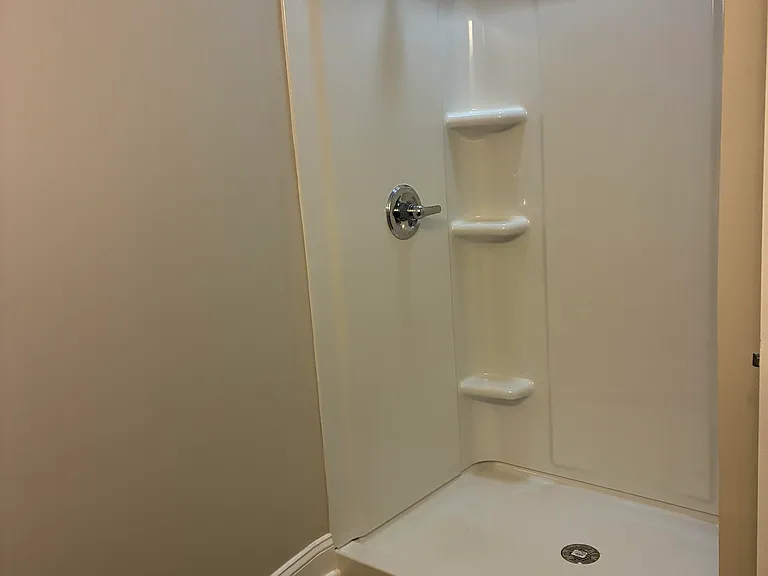 2426 Jay Cir — Photo 12