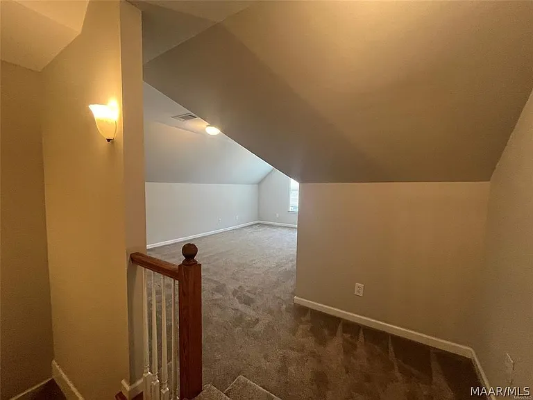9515 Helmsley Cir — Photo 30
