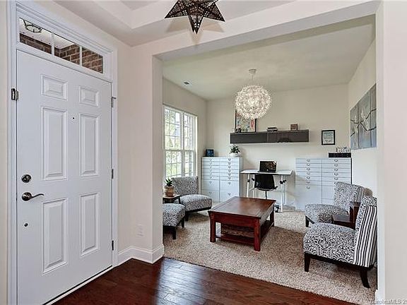 3rd image of 775 Irish Green Dr