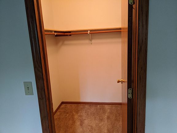 4th image of 3529 Stanford Ln