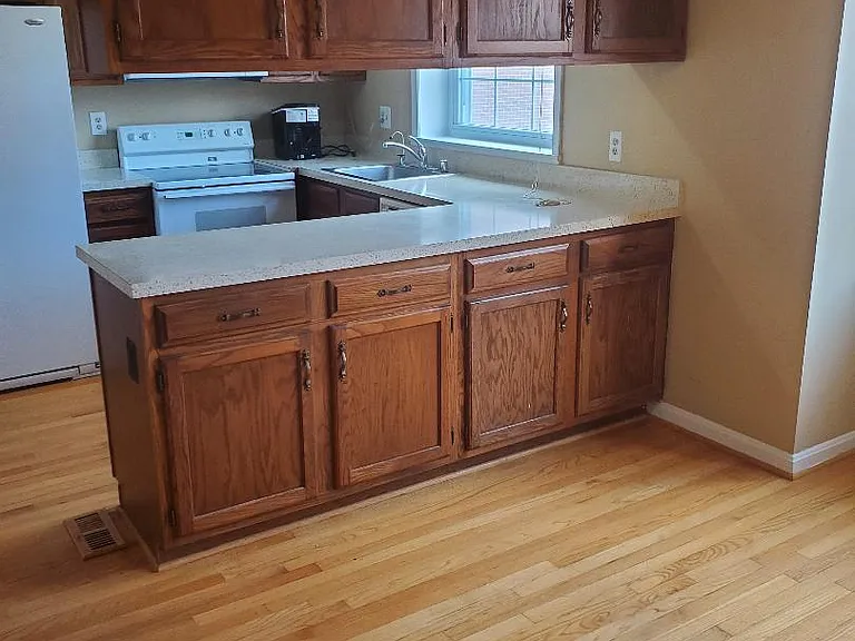 1210 N Vernon St — Photo 12