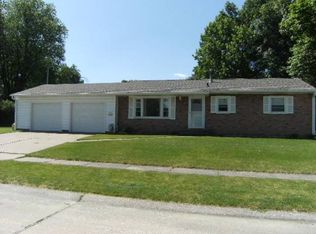 4710 19th Ave, Moline, IL 61265