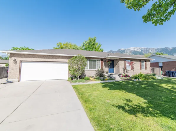 10273 S Flanders Rd, Sandy, UT 84092