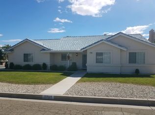 17765 Elmwood Dr, Victorville, CA 92395