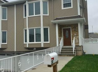 58 Center Ct, Garfield, NJ 07026