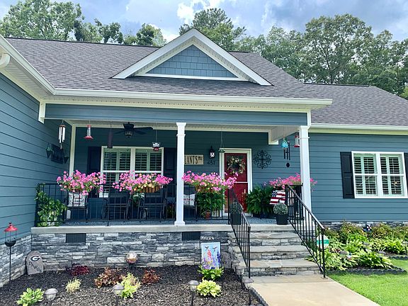 2nd image of 457 Mockingbird Ln