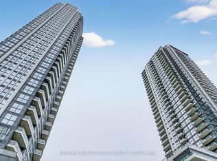 15 Watergarden Dr #906, Mississauga, ON L5R 0G8