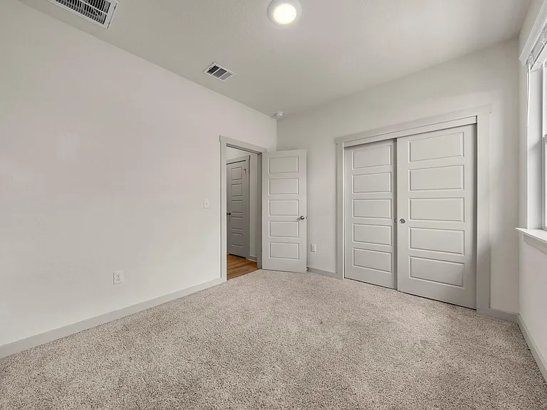13900 McArthur Dr — Photo 23