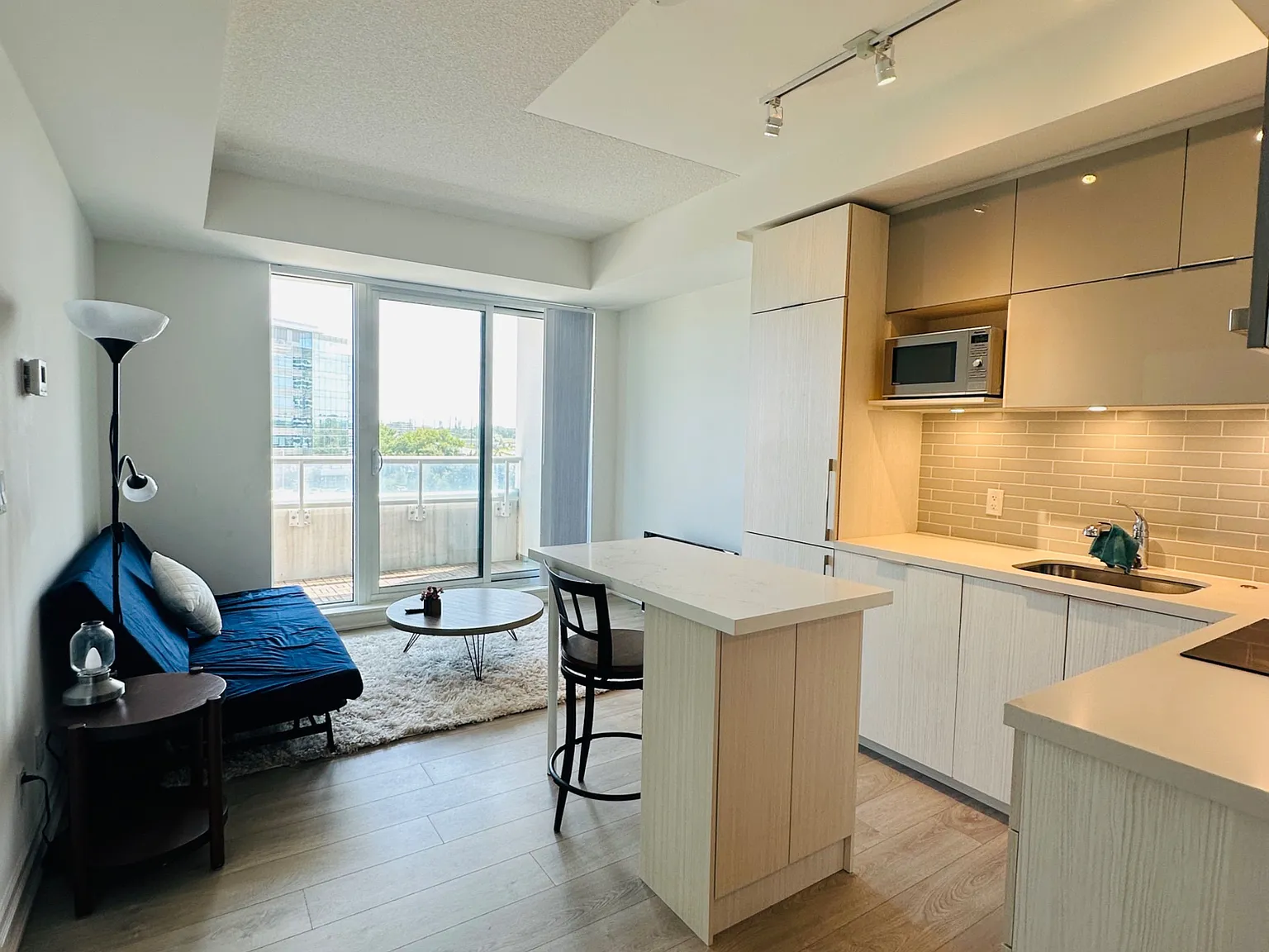 1 bed, $2,390 — Photo 3