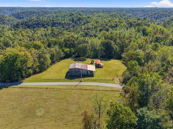 60 Hance Hollow Rd, Red Boiling Springs, TN 37150